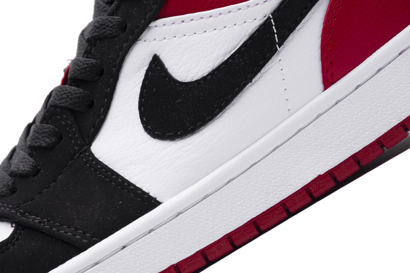 jordan 1 low black toe 553558-116