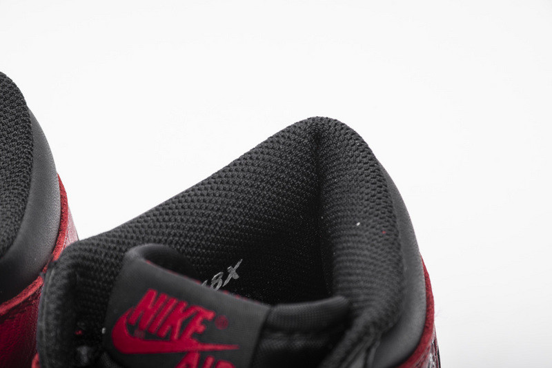 air jordan 1 retro high banned black red 555088-001