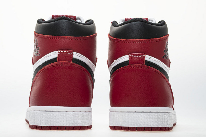 air jordan 1 retro high og chicago 555088-101