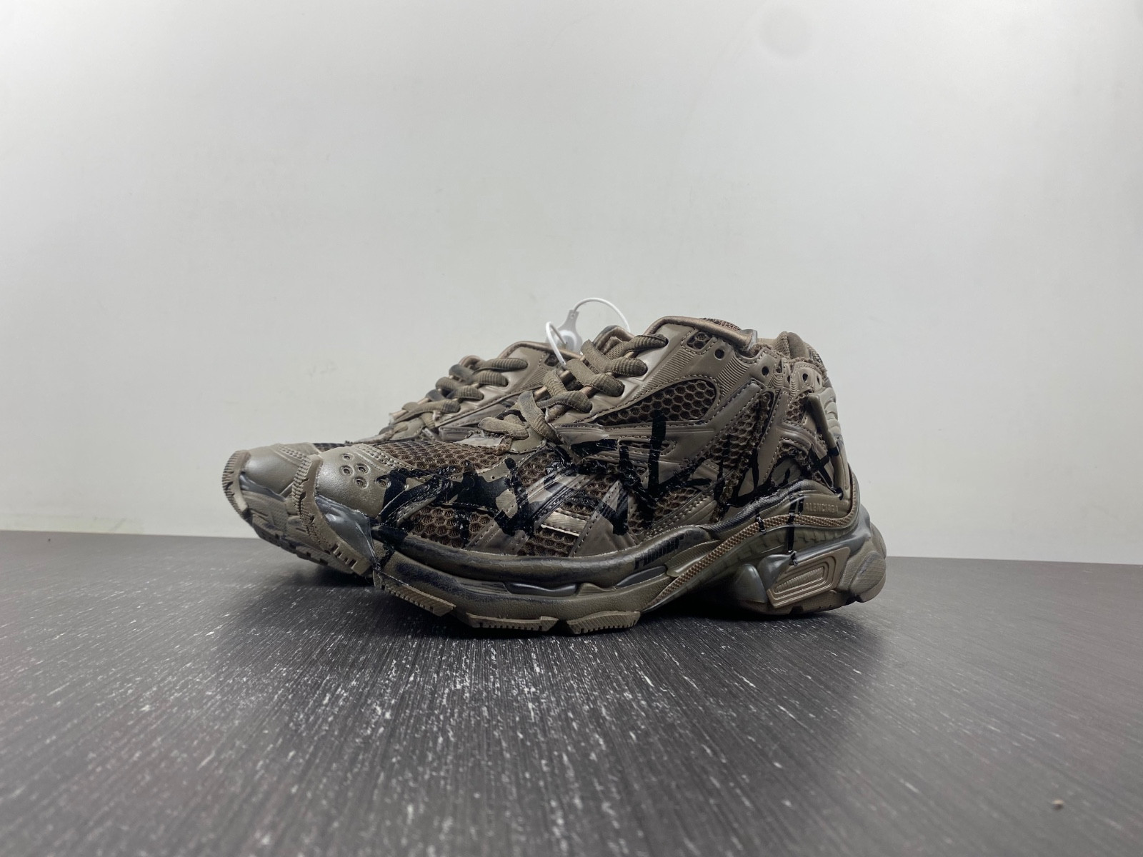 Ba*len*cia*ga runner sneaker