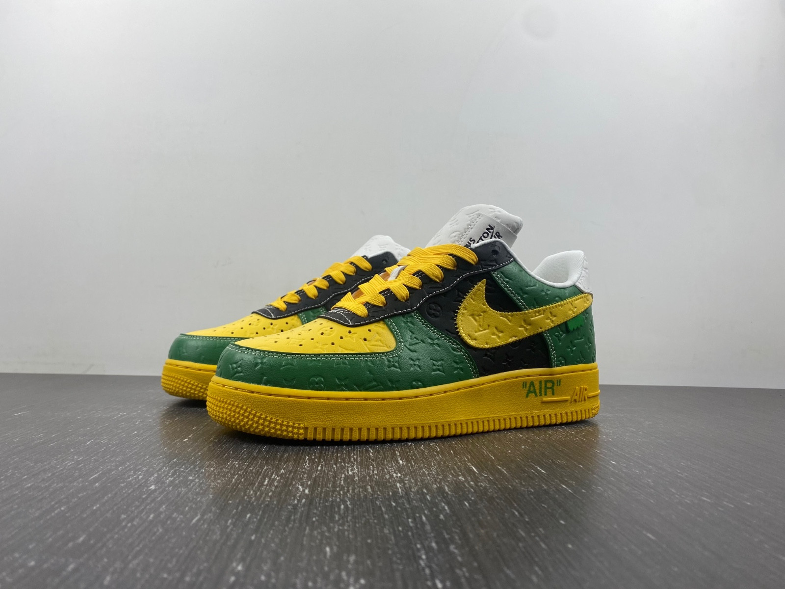 lwe sneaker