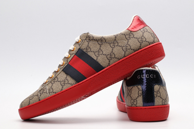 G*u*i ace embroidered low-top sneaker brown with stripe
