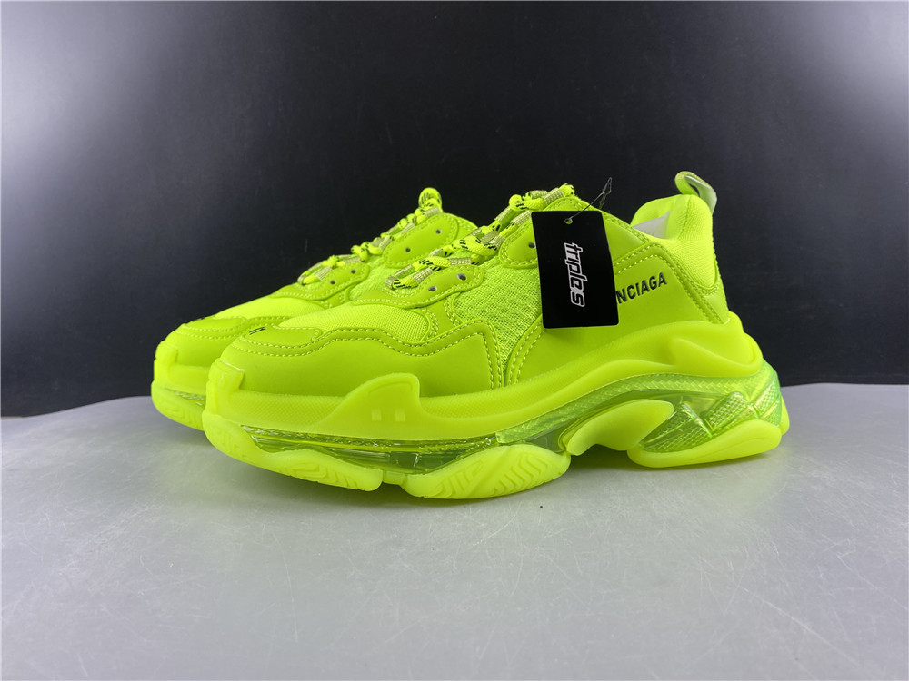Ba*len*cia*ga triple s