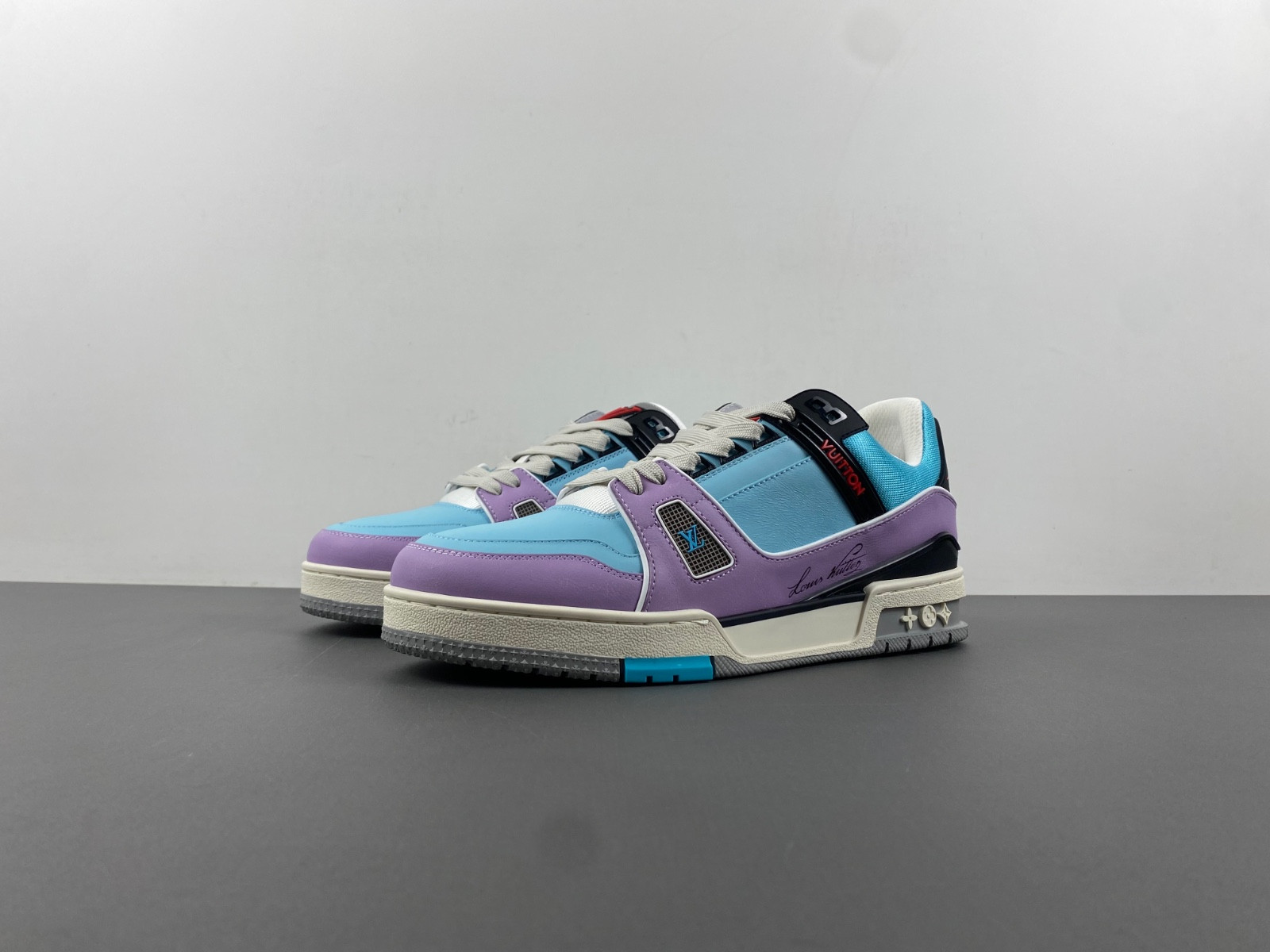 lwe sneaker