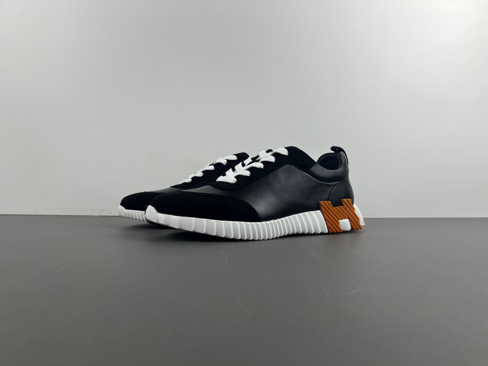 herm shoes