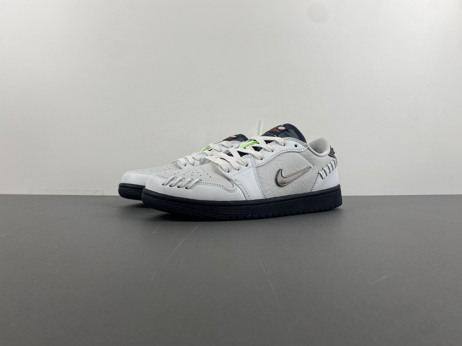 air jordan 1 low method of make "black cat" hm3689-001