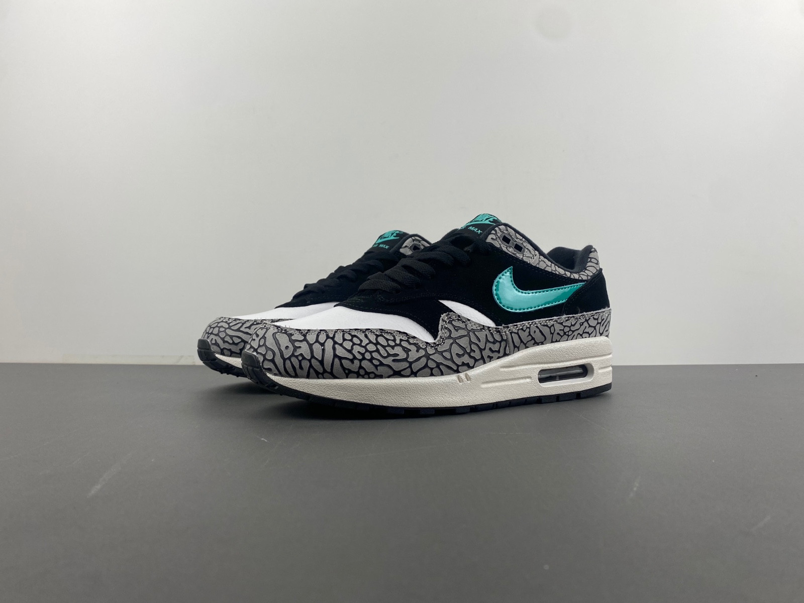 nike atmos x air max 1 retro 2017 elephant 908366-001