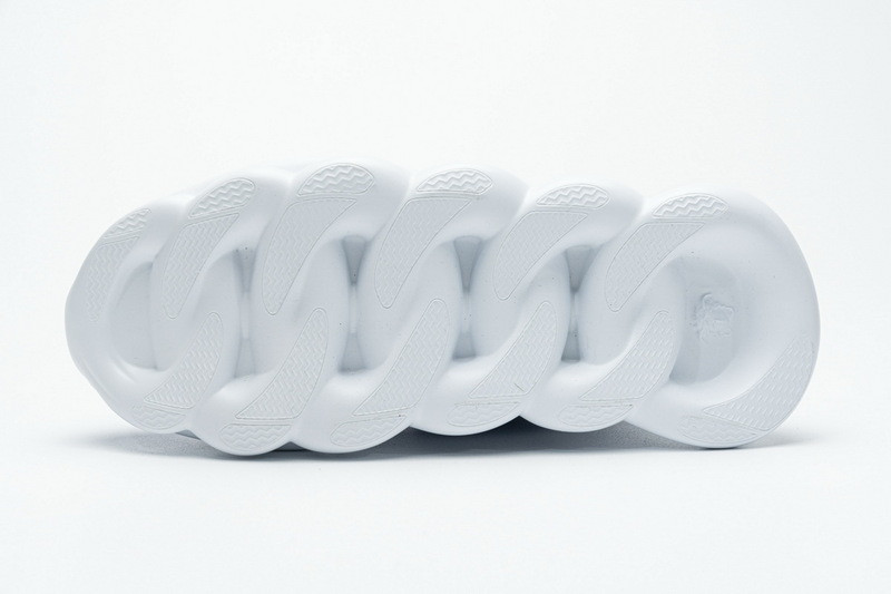versace chain reaction sneaker