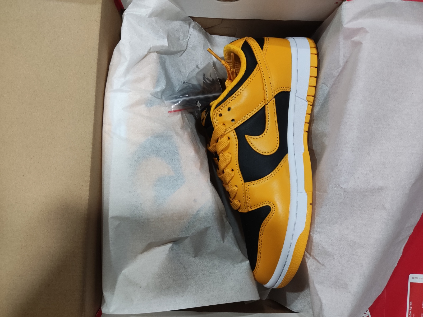 nike dunk low goldenrod (2021) - dd1391-004