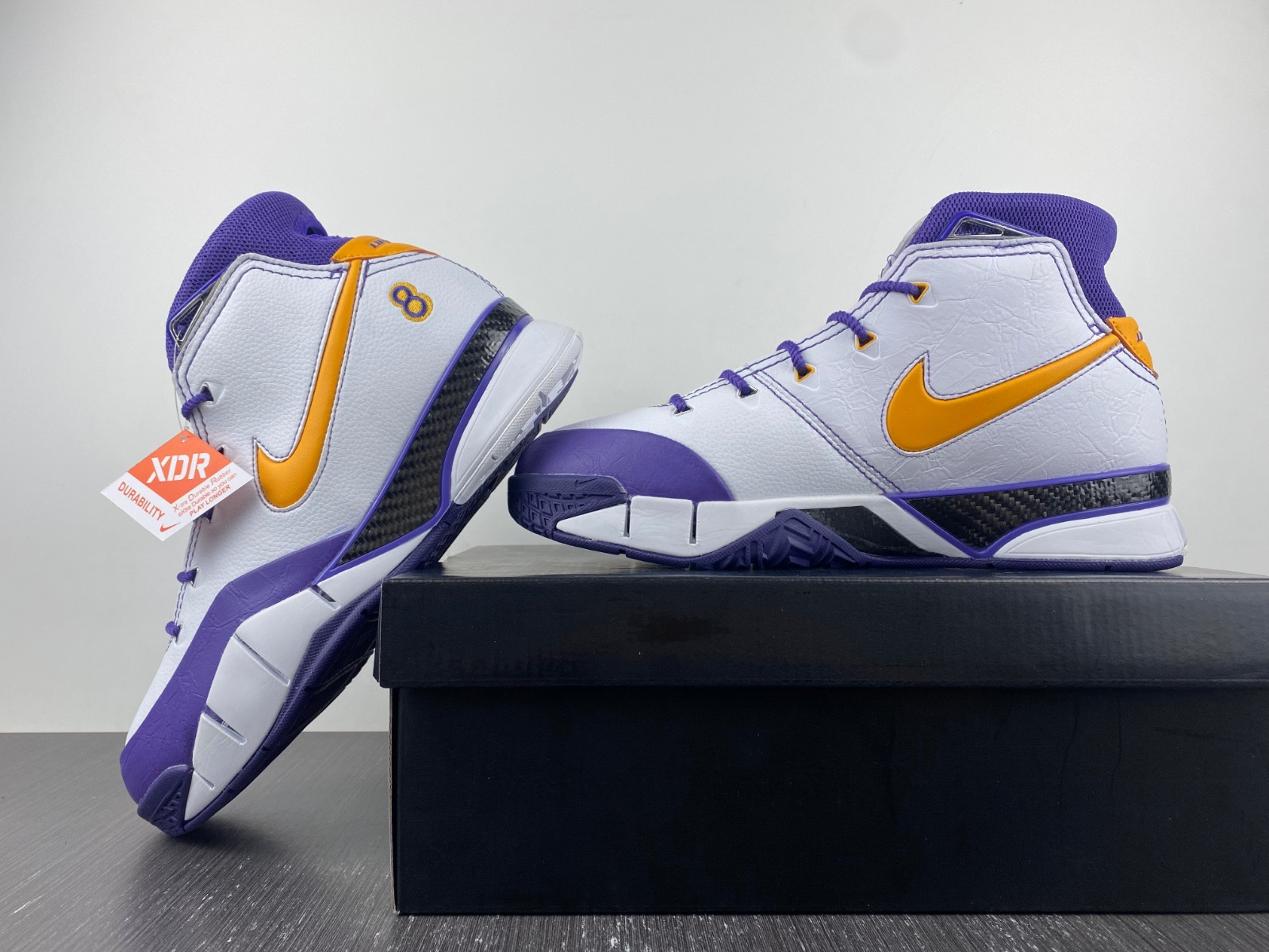 nike kobe 1 protro think 16 (close out) - aq2728-101