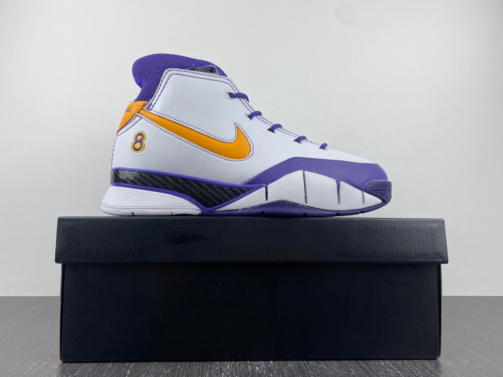 nike kobe 1 protro think 16 (close out) - aq2728-101