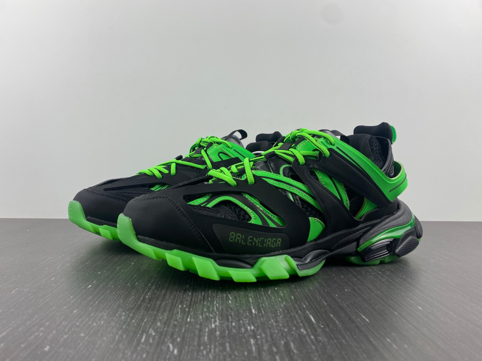 Ba*len*cia*ga track.3 sneaker
