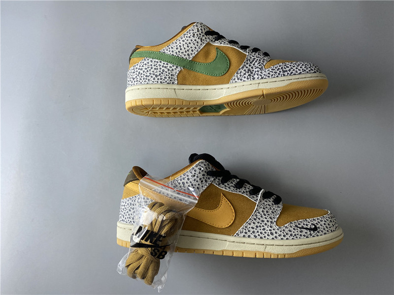 nike sb dunk low “safari” cd2563-002