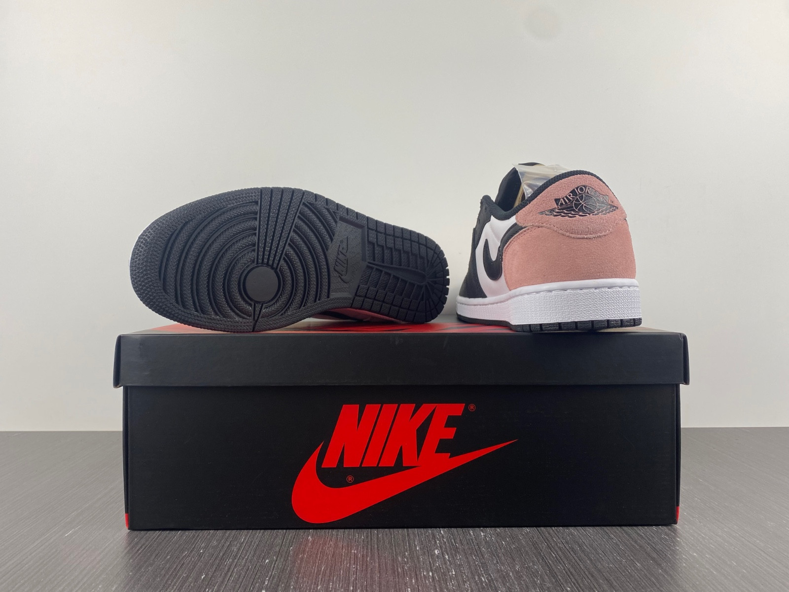 jordan 1 low og bleached coral - cz0790-061