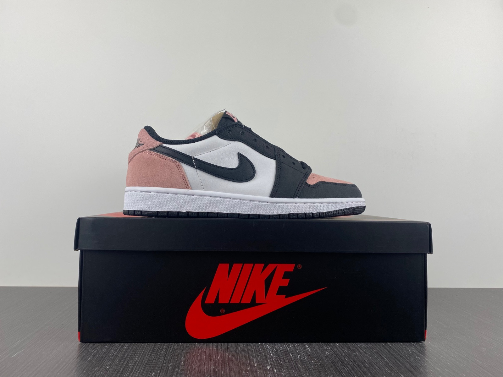 jordan 1 low og bleached coral - cz0790-061