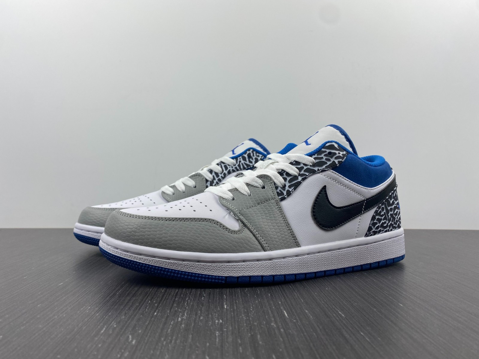 air jordan 1 low true blue dm1199-140