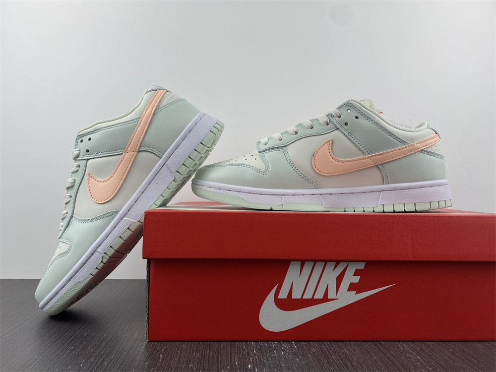 nike dunk low barely green (w) - dd1503-104