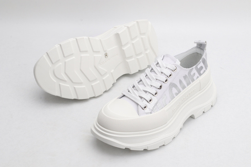 alex mcq tread slick lace up in white