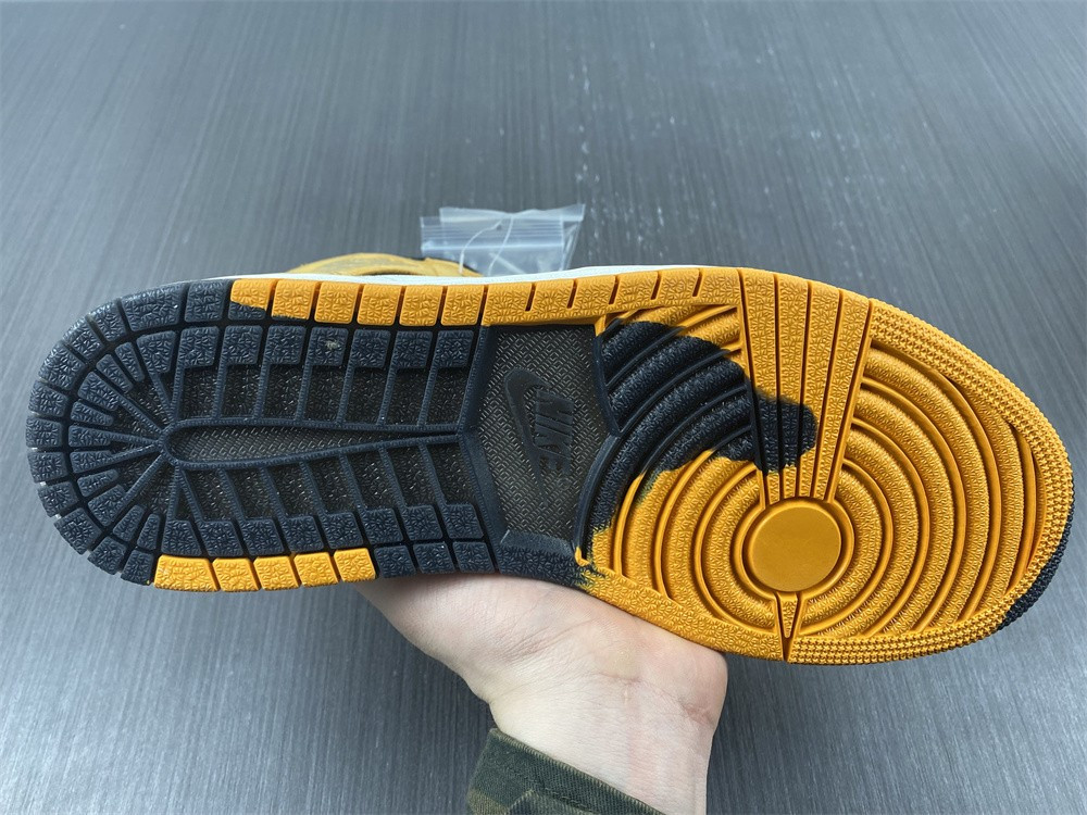 jordan 1 high element gore-tex light curry db2889-700