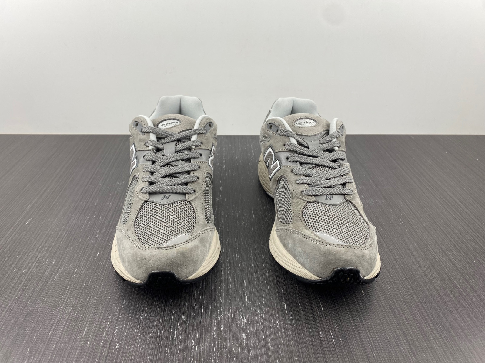 new balance 2002r marblehead light aluminum ml2002rc