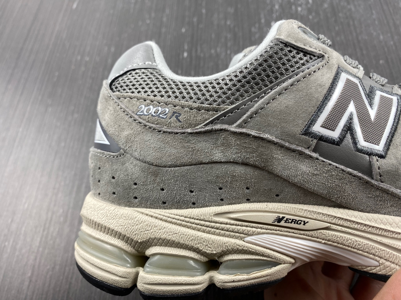 new balance 2002r marblehead light aluminum ml2002rc