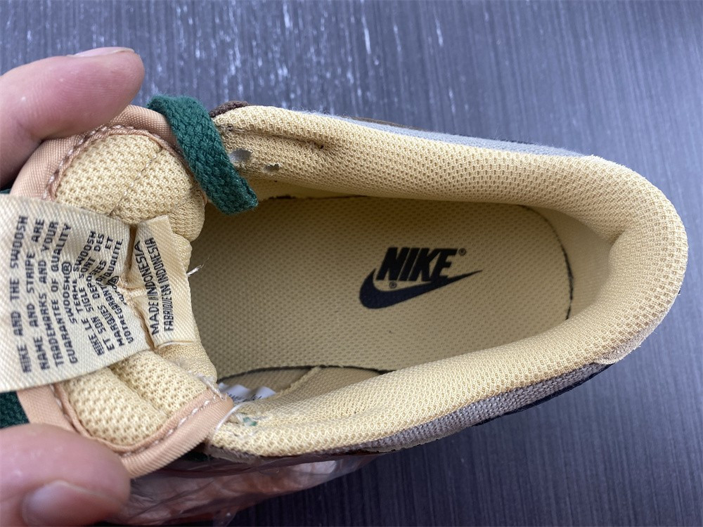 nike dunk low safari golden moss - dx2654-200