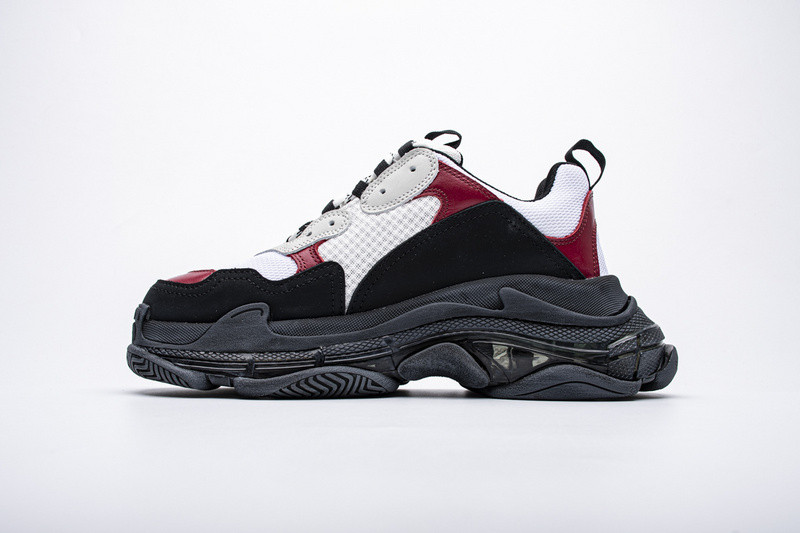 Ba*len*cia*ga triple s