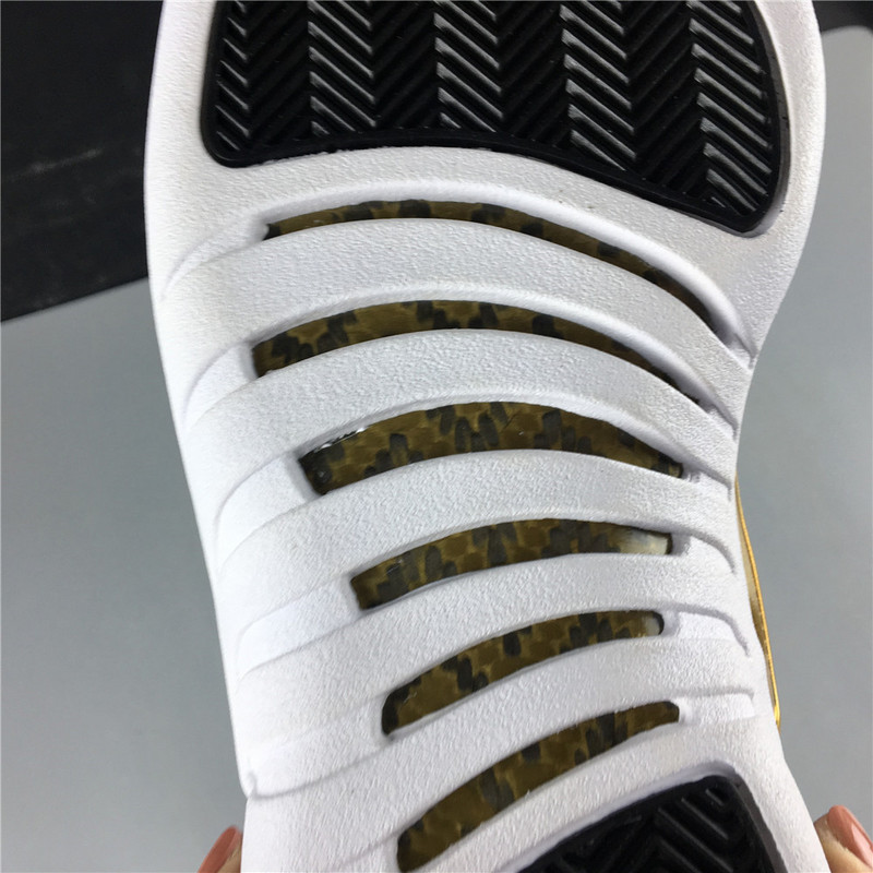 air jordan 12 wmns wings ao6068-007