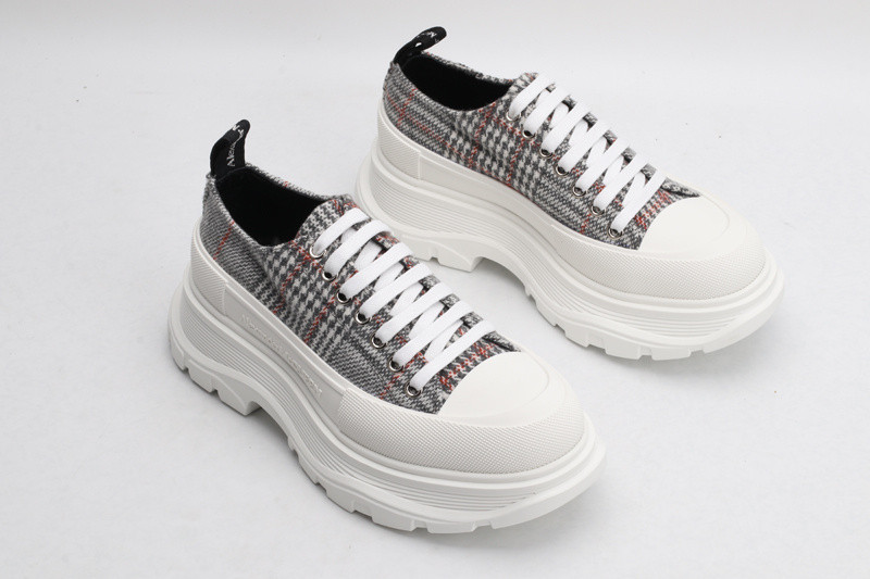 alex mcq tread slick lace up in plaid