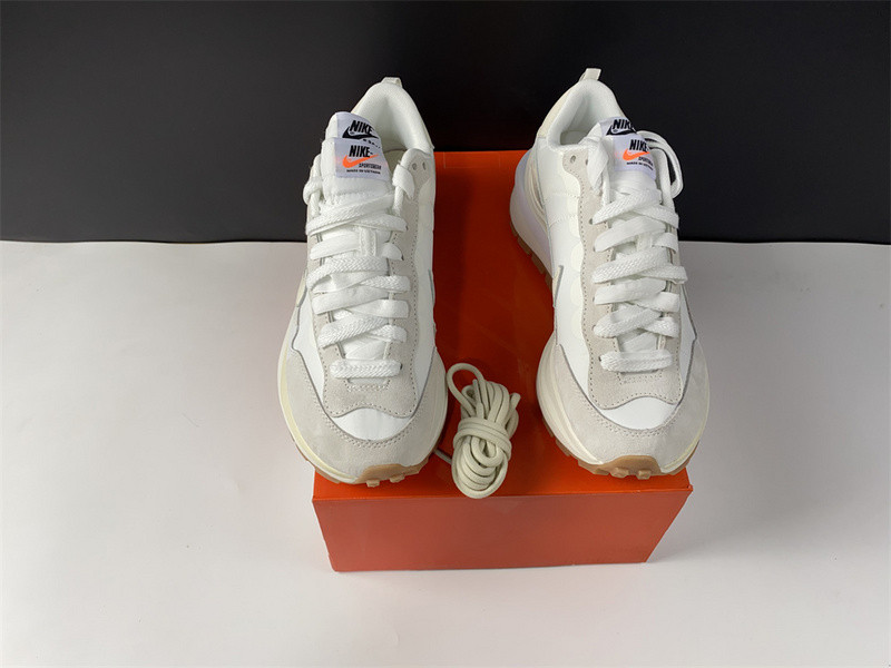sacai x nike vaporwaffle 3.0 dd1875-100