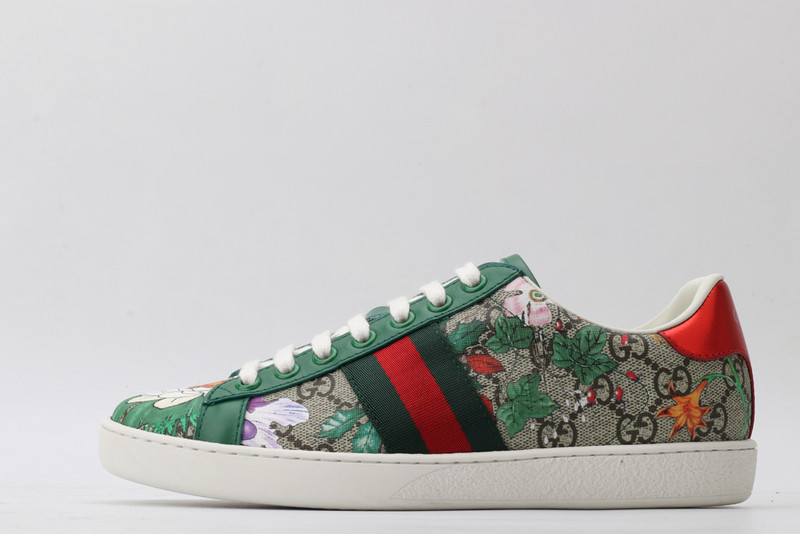 G*u*i sneaker