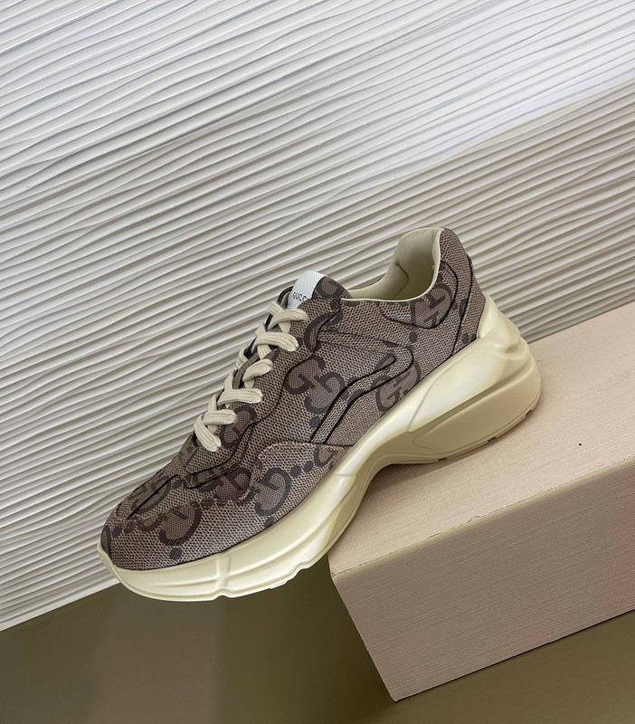 G*u*i sneaker