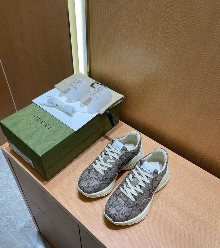 G*u*i sneaker