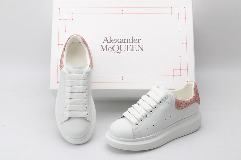 alex mcq