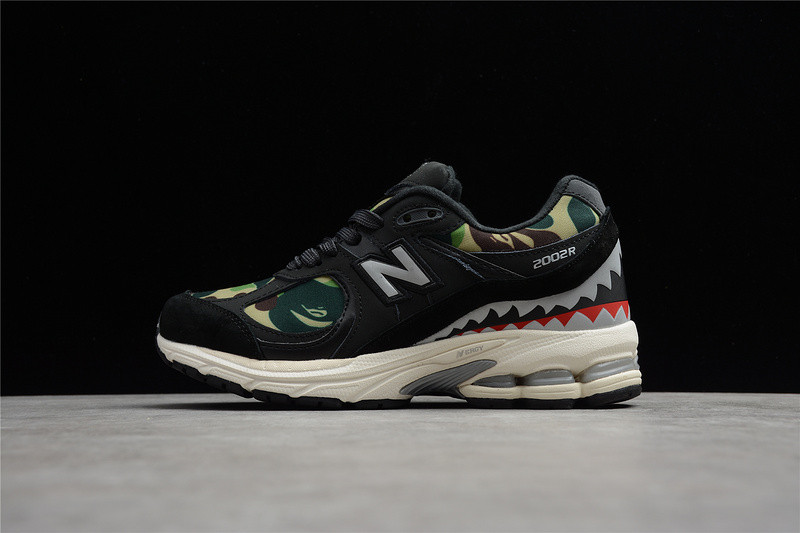 new balance 2002r bape black men''s m2002rbf