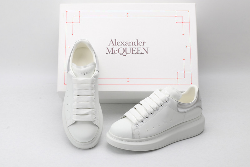 alex mcq