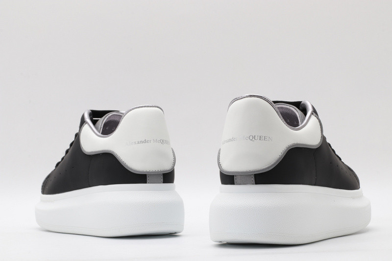alexander mcqueen all black