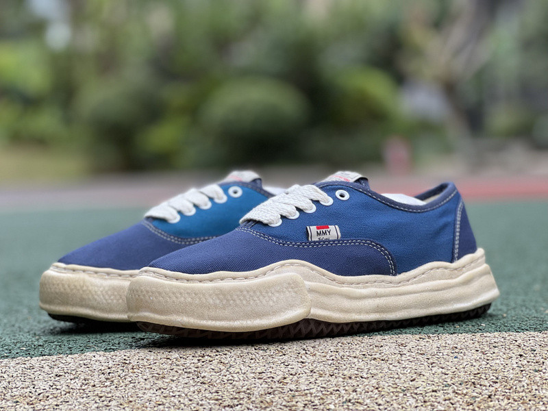 mmy sneaker 0060