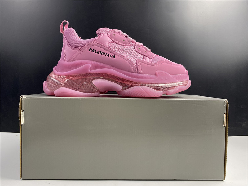 Ba*len*cia*ga triple s