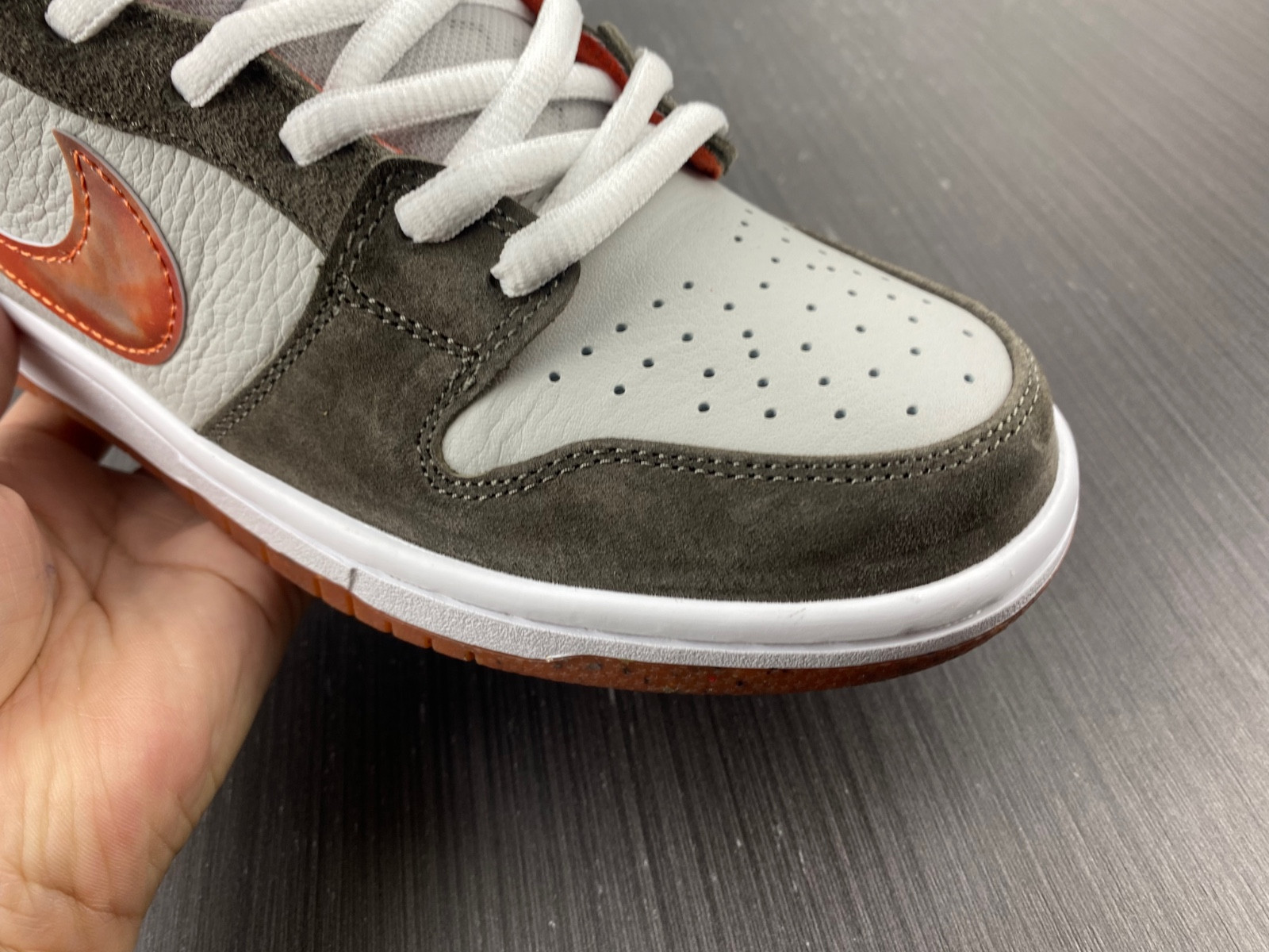 crushed dc nike sb dunk low dh7782-001