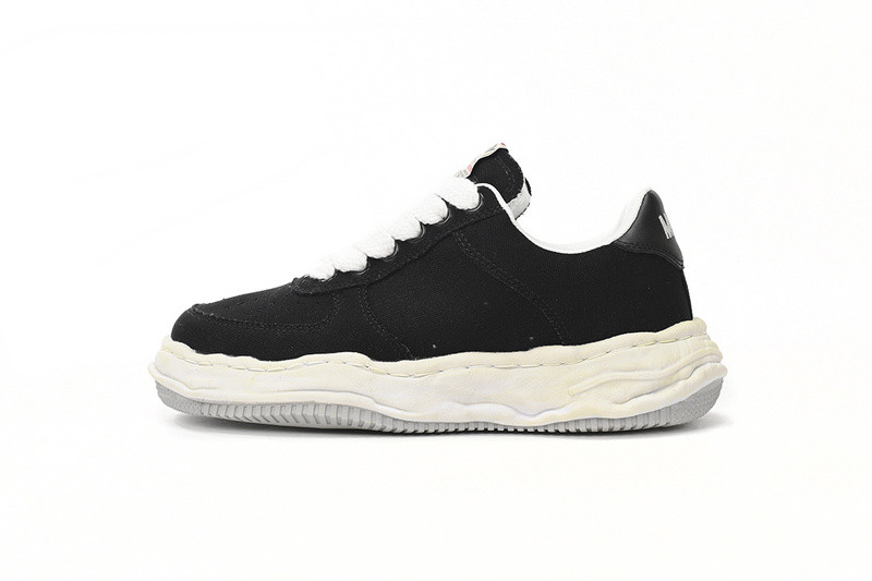 mmy sneaker 0043