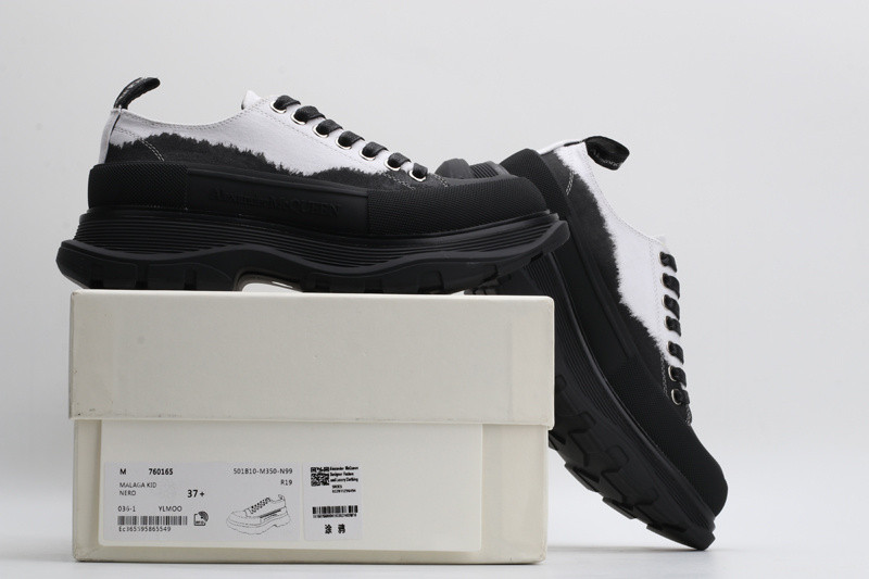 alex mcq tread slick lace up in white & black