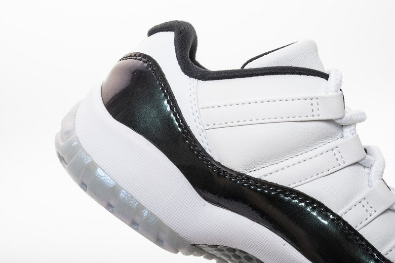 air jordan 11 low "emerald" 528895-145