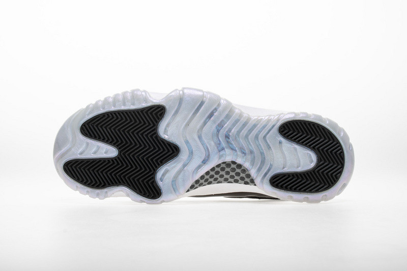 air jordan 11 low "emerald" 528895-145