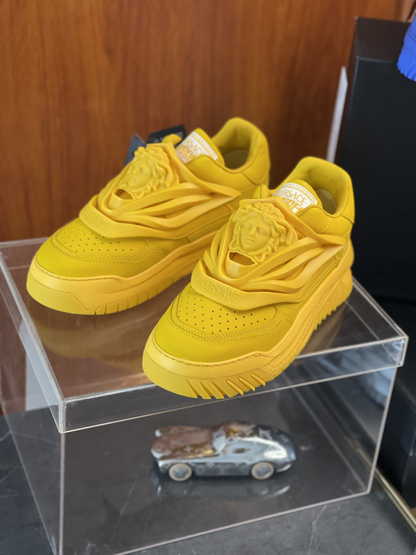 vesace sneakers
