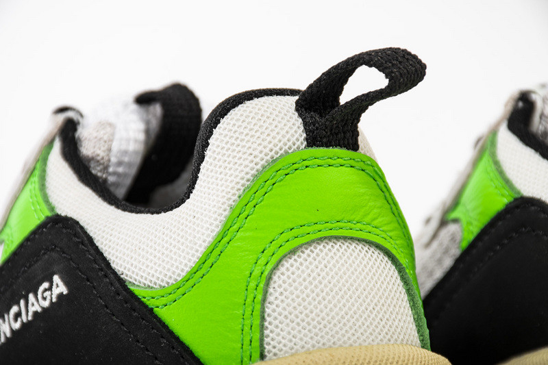 Ba*len*cia*ga triple s green