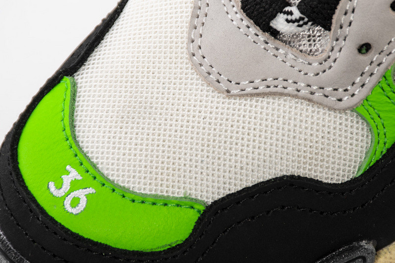 Ba*len*cia*ga triple s green
