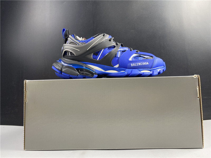 Ba*len*cia*ga track blue & black color
