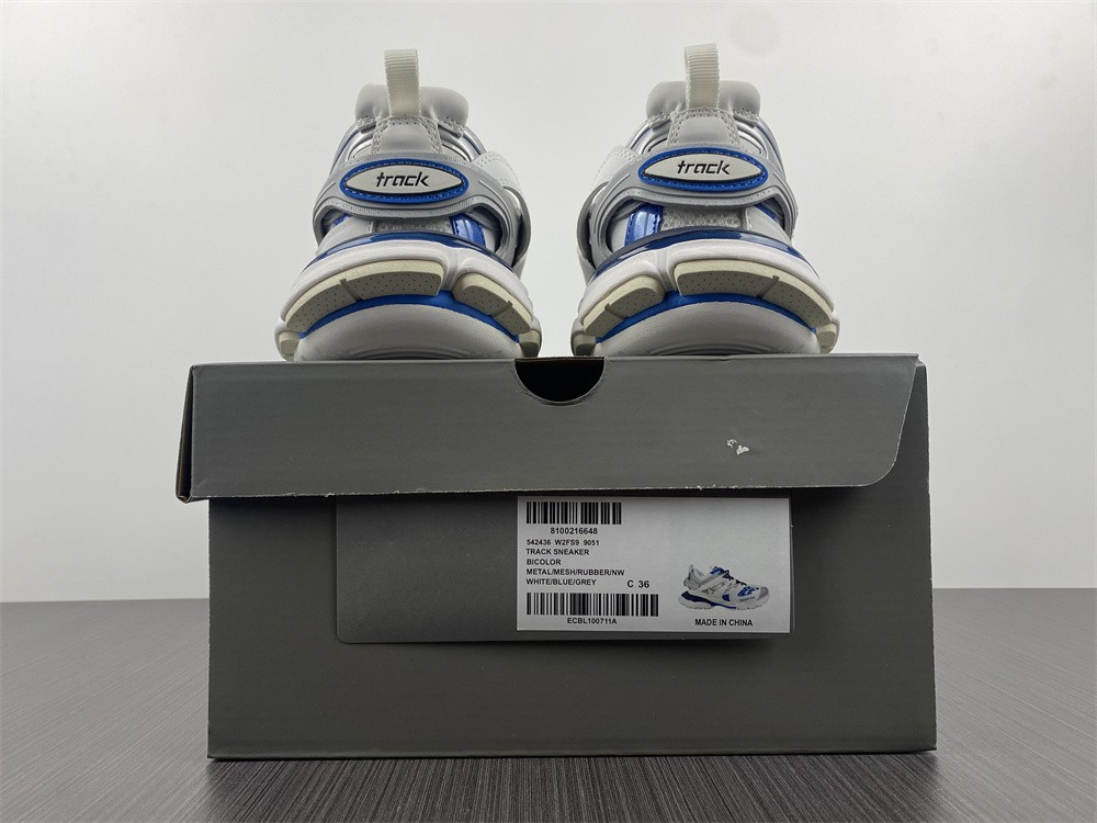 Ba*len*cia*ga trainers track 3.0