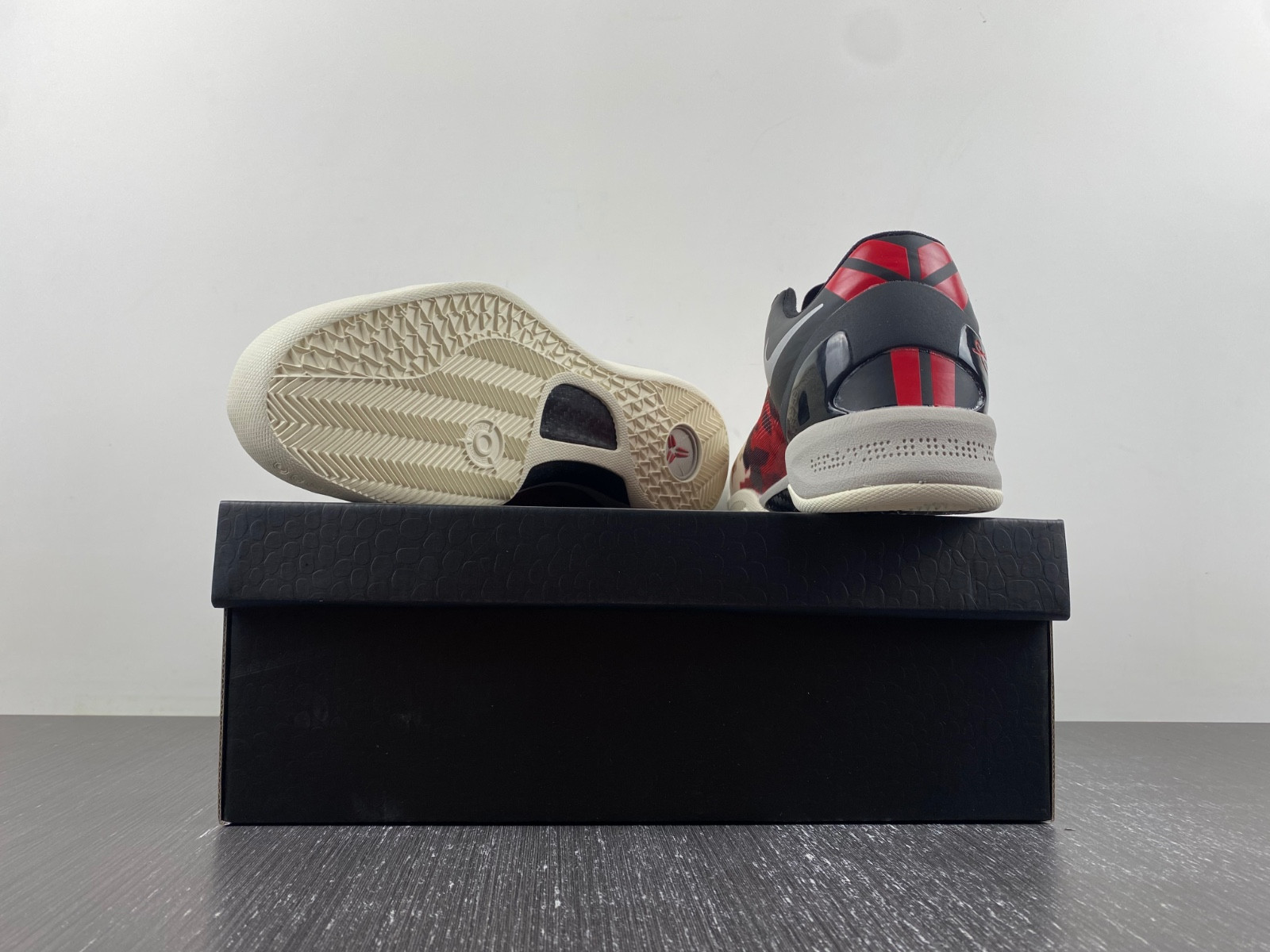 nike kobe 8 milk snake men